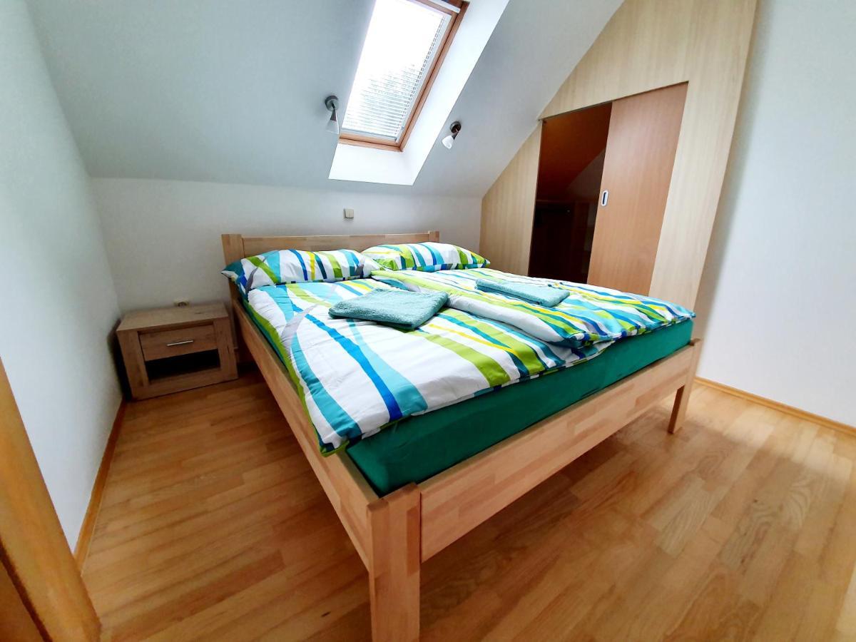 Apartmany Srni U Hlinska Хлинско Екстериор снимка